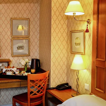 Hotel De Fleurie - Saint-germain-des-pres