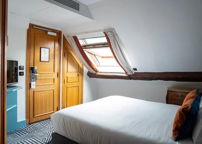 Hotel De Fleurie - Saint-germain-des-pres Paris